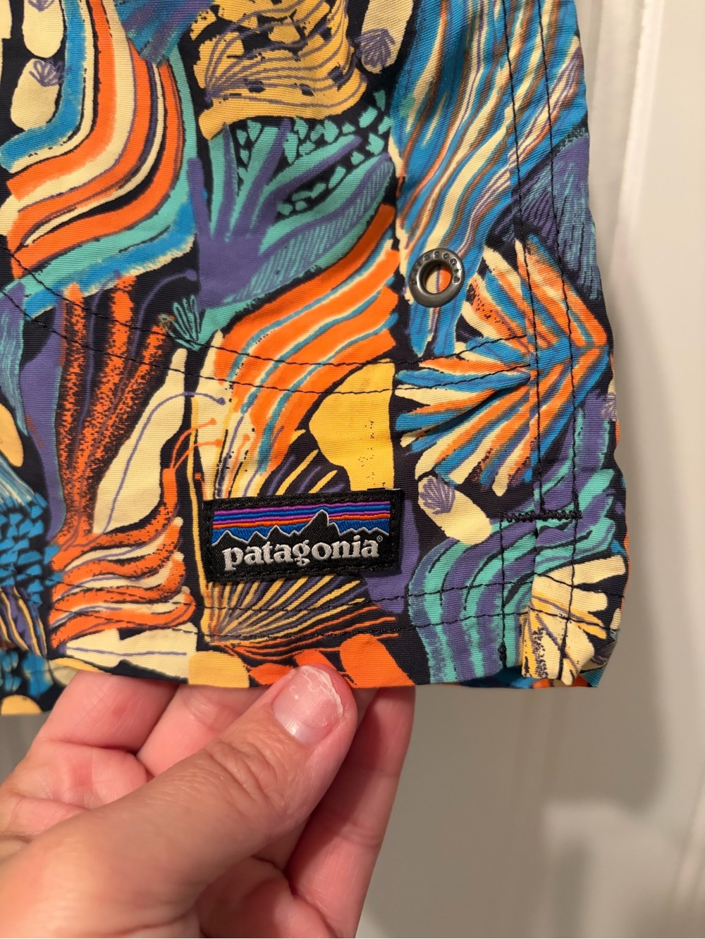 Patagonia Kid's Costa Rica Baggies Shorts 3" Unlined Unisex Kids Size 14 - Picture 3 of 6